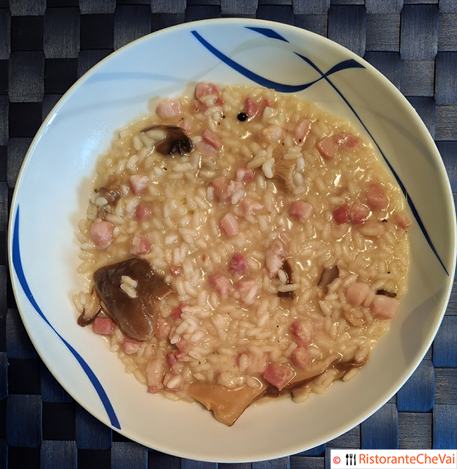 Risotto con pancetta e funghi